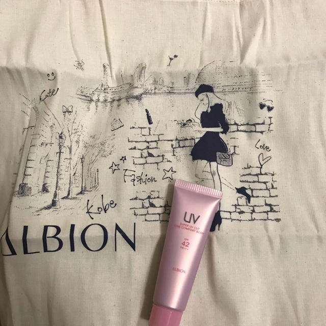 ALBION(アルビオン)のアルビオンスーパーUVカット30グラム トートバック付き コスメ/美容のボディケア(日焼け止め/サンオイル)の商品写真