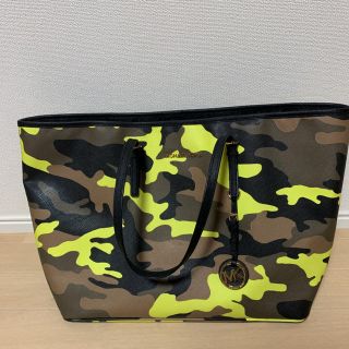 マイケルコース(Michael Kors) 迷彩 トートバッグ(レディース)の通販 7 ...