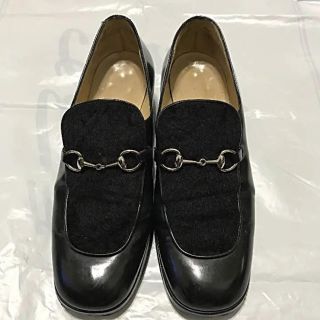 グッチ(Gucci)のGUCCI ローファー(ローファー/革靴)