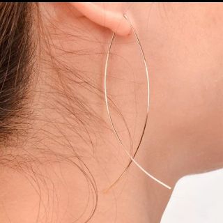 ザラ(ZARA)のcrossワイヤーピアス(ピアス)