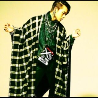 アンブッシュ(AMBUSH)のナギ様専用！三代目ナオトさん着用！ アンブッシュショールused！ハンガー付き(ポンチョ)