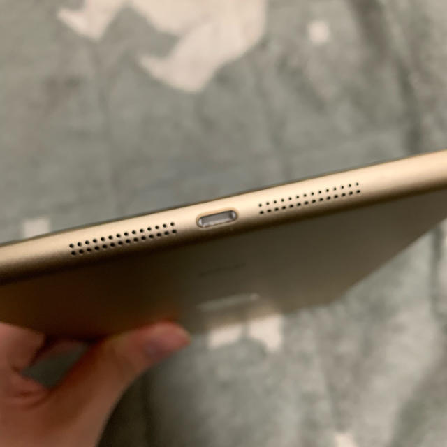 iPad mini 3 Wi-Fiモデル Gold 128GB iPad mini 3 Wi-Fiモデル Gold 128GB