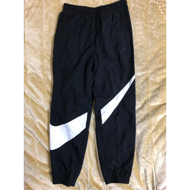 NIKE ナイキ ウーヴンパンツ ビックスウォッシュ BIG SWOOSHナイロン100％パネル裏地