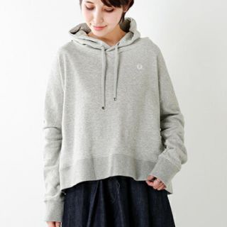 フレッドペリー(FRED PERRY)のフレッドペリー美品！パーカー HOODED SWEAT fred perry(パーカー)