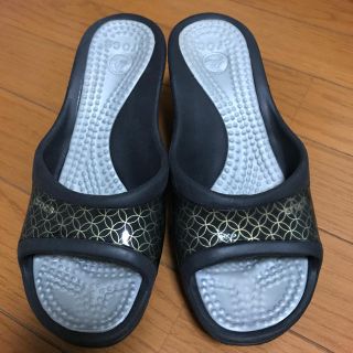 クロックス(crocs)のベル様 専用(サンダル)