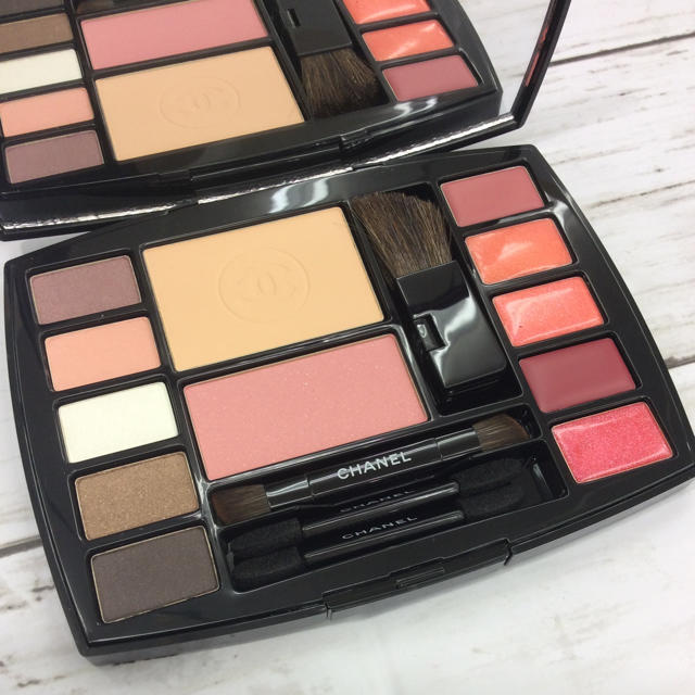 CHANEL travel makeup palette 未使用品