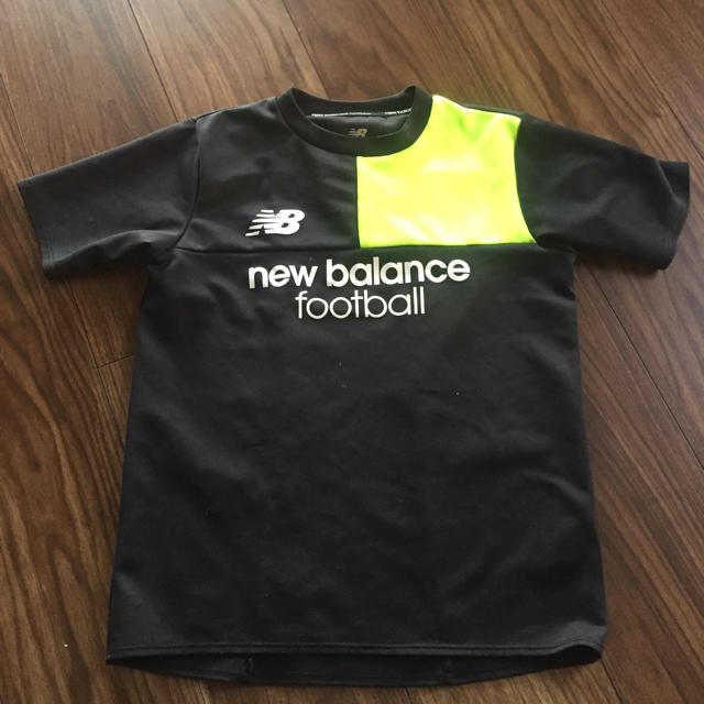 New Balance(ニューバランス)のニューバランス半袖 スポーツ/アウトドアのサッカー/フットサル(ウェア)の商品写真