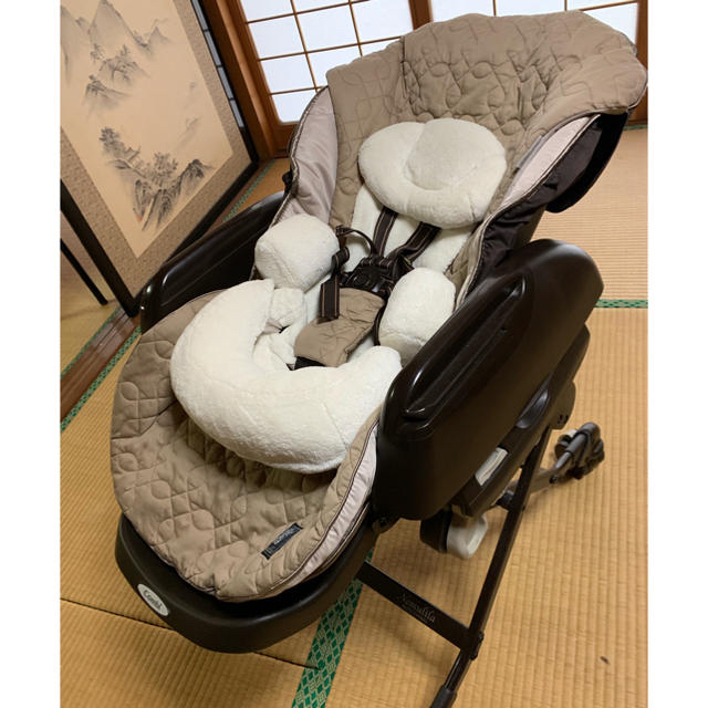 combi(コンビ)のコンビ ホワイトレーベル ネムリラ AUTO SWING  キッズ/ベビー/マタニティの寝具/家具(ベビーベッド)の商品写真