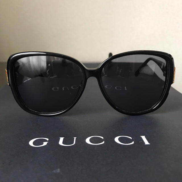 Gucci(グッチ)のGUCCIサングラス レディースのファッション小物(サングラス/メガネ)の商品写真