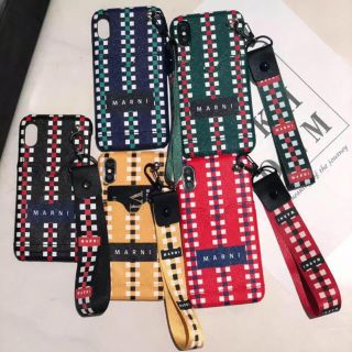 値下げ　新品　MARNI マルニ　スマホケース　iPhoneケース　ショルダー