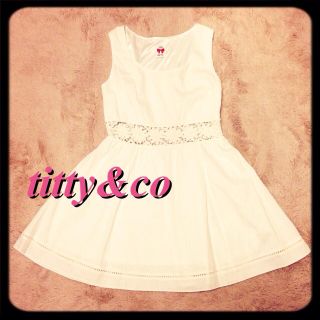 ティティアンドコー(titty&co)のtitty&co♡ウエストレースワンピ(ミニワンピース)