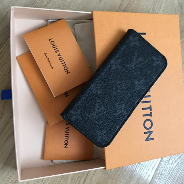 ジバンシィ iphone8plus ケース | LOUIS VUITTON - iPhone6 ルイヴィトン 携帯ケースの通販 by 大量出品中｜ルイヴィトンならラクマ