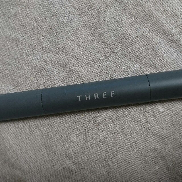 THREE(スリー)のTHREEアドバンスドスムージングコンシーラー コスメ/美容のベースメイク/化粧品(コンシーラー)の商品写真