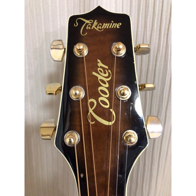 【タカミネ クーダー ❗️】エレアコ アコースティックギターのサムネイル