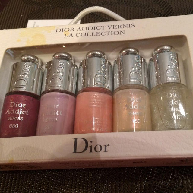 Christian Dior(クリスチャンディオール)のDiorマニュキア5本セット コスメ/美容のネイル(その他)の商品写真