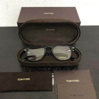 トムフォード(TOM FORD)のトムフォード　伊達メガネ　黒　TF5401(サングラス/メガネ)