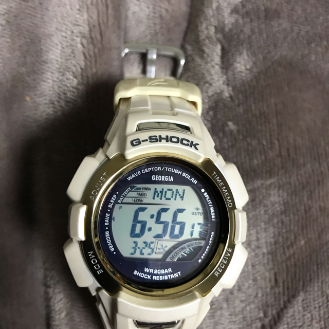 G-SHOCK GEORGIA ホワイト時計