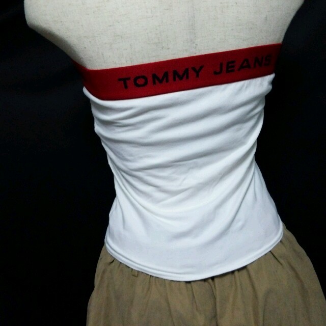 TOMMY HILFIGER(トミーヒルフィガー)のTOMMY チューブトップ レディースのトップス(ベアトップ/チューブトップ)の商品写真