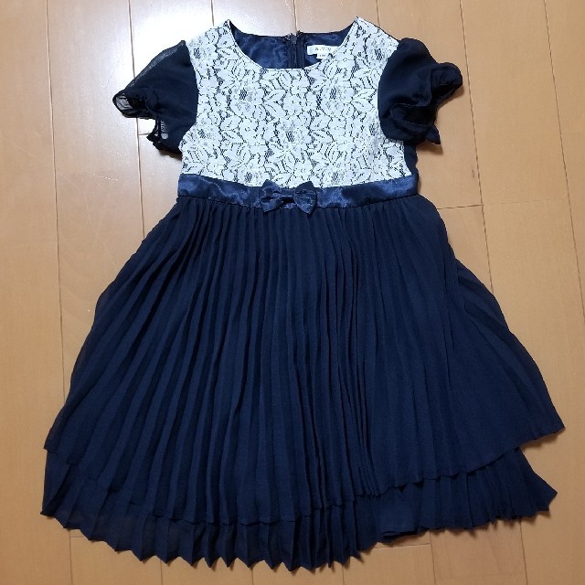 a.v.v(アーヴェヴェ)の【natsuharu様専用】フォーマルワンピース　120 キッズ/ベビー/マタニティのキッズ服女の子用(90cm~)(ドレス/フォーマル)の商品写真