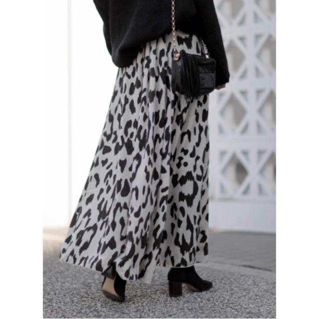 room306 CONTEMPORARY(ルームサンマルロクコンテンポラリー)のAnimal Pattern Maxi Skirt 【新品未使用】 レディースのスカート(ロングスカート)の商品写真