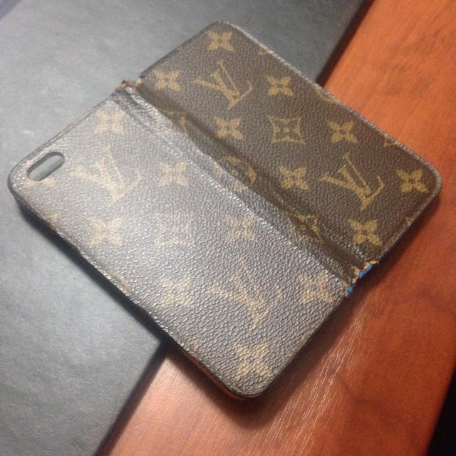 LOUIS VUITTON - ルイヴィトン  iPhone6  6s  iPhone7 スマホ ケースの通販 by 商品説明と重複する質問は削除します｜ルイヴィトンならラクマ