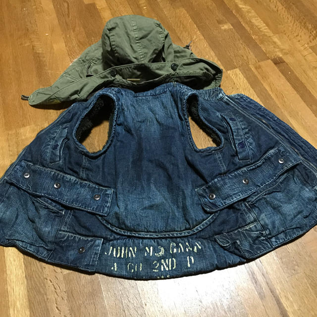 DENIM DUNGAREE(デニムダンガリー)のデニム&ダンガリー、フード付きベスト美品 キッズ/ベビー/マタニティのキッズ服男の子用(90cm~)(ジャケット/上着)の商品写真