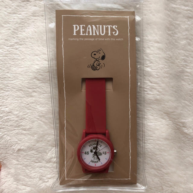 PEANUTS(ピーナッツ)のPEANUTS レッド 腕時計 スヌーピー レディースのファッション小物(腕時計)の商品写真
