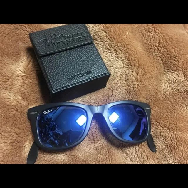 レイバン折りたたみサングラス　WAYFARER