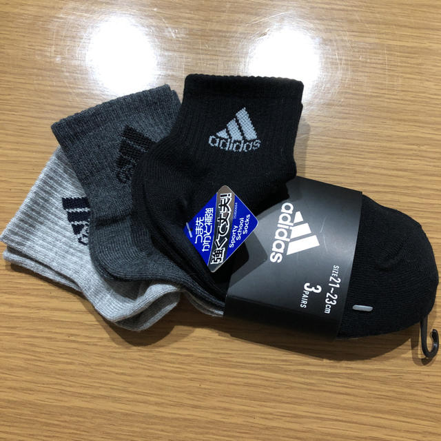 adidas(アディダス)の新品 アディダス 靴下 レディースのレッグウェア(ソックス)の商品写真