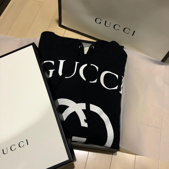 豪奢な Gucci - GUCCI インターロッキングG パーカー 美品！Mサイズ パーカー
