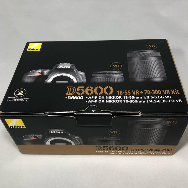 新品未使用 Nikon ニコン D5600 ダブルズームキット メーカー保証付きスマホ/家電/カメラ