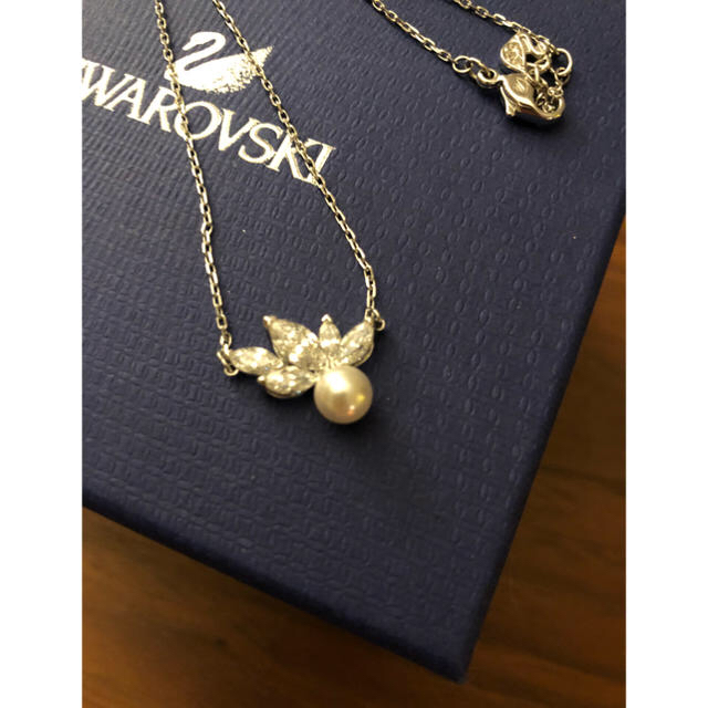 SWAROVSKI(スワロフスキー)の一点のみ売り切り価格です❗️スワロフスキー♡パールネックレス レディースのアクセサリー(ネックレス)の商品写真