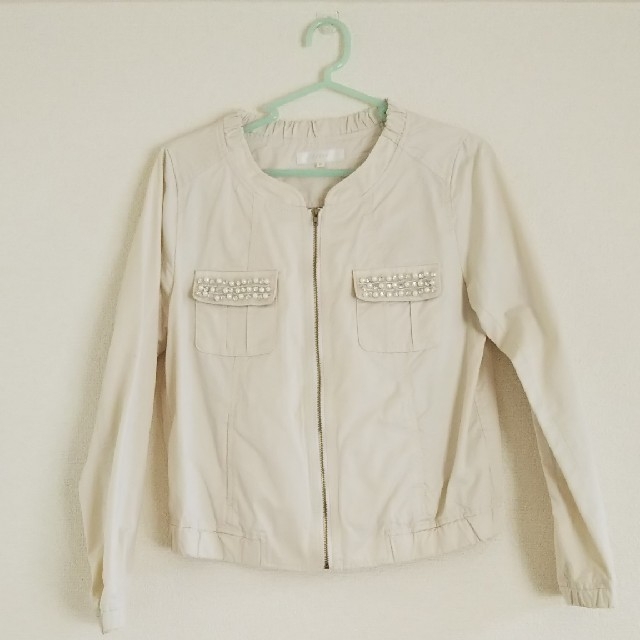 grove(グローブ)の白  ジャケット(ぬったくり様専用) レディースのジャケット/アウター(ノーカラージャケット)の商品写真