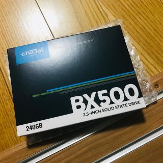 Crucial クルーシャル SSD 240GB 新品(PC周辺機器)