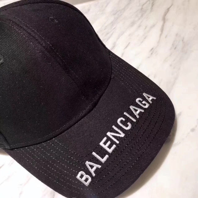 BALENCIAGA 帽子