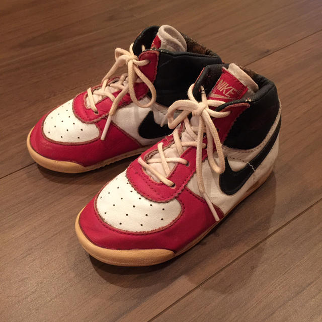 NIKE(ナイキ)の5月限定値下げ ベビージョーダン baby Jordan vintage  メンズの靴/シューズ(スニーカー)の商品写真