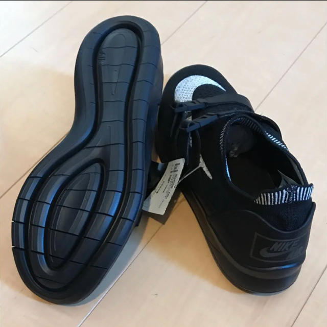 NIKE(ナイキ)の値下げ NIKE LAB AIR SOCKRACER FLYKNIT 26cm メンズの靴/シューズ(スニーカー)の商品写真