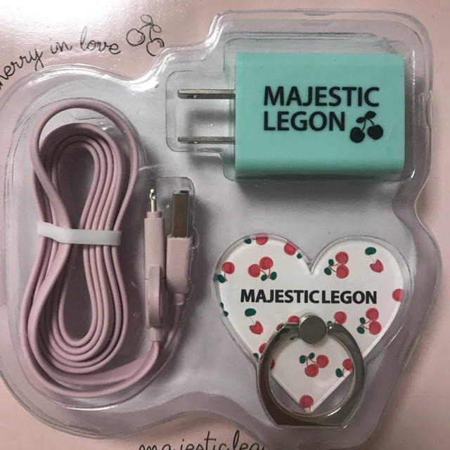 MAJESTIC LEGON(マジェスティックレゴン)のMAJESTIC LEGON スマホリング スマホ/家電/カメラのスマホアクセサリー(モバイルケース/カバー)の商品写真