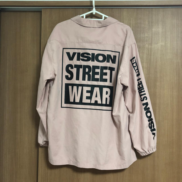 VISION STREET WEAR(ヴィジョン ストリート ウェア)のオープンカラーシャツ ピンク VISION ストリート レディースのトップス(シャツ/ブラウス(長袖/七分))の商品写真