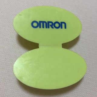 オムロン(OMRON)の【新品】OMRON ツボ押し 手のひらサイズ(その他)