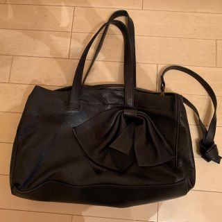 レッドヴァレンティノ(RED VALENTINO)のレッドバレンチノ ショルダーバッグ 黒 お値下げしました(ショルダーバッグ)