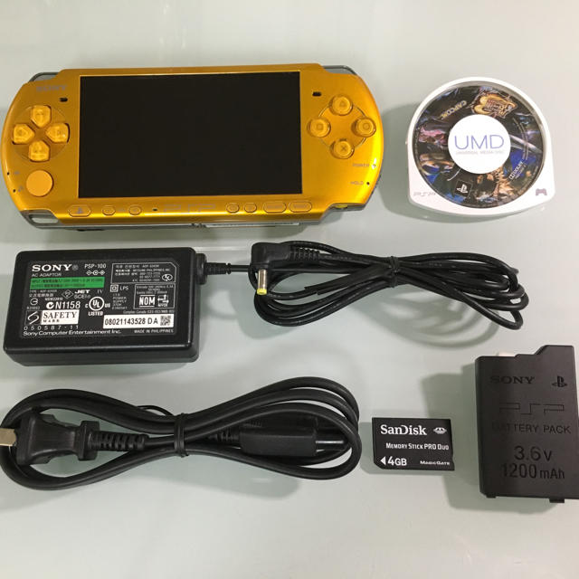 PlayStation Portable(プレイステーションポータブル)の美品 PSP-3000 ブライトイエロー エンタメ/ホビーのゲームソフト/ゲーム機本体(携帯用ゲーム機本体)の商品写真