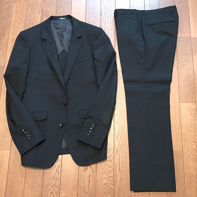 THE SUIT COMPANY(スーツカンパニー)の美品 スーツセレクト スーツ ブラック セットアップ ネクタイ付 2ボタン  ＊ メンズのスーツ(セットアップ)の商品写真