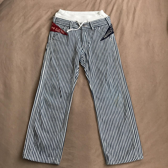 DENIM DUNGAREE(デニムダンガリー)のデニム&ダンガリー ヒッコリー パンツ 120 キッズ/ベビー/マタニティのキッズ服男の子用(90cm~)(パンツ/スパッツ)の商品写真