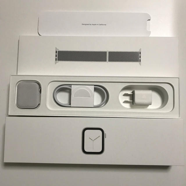 ほぼ新品 Apple Watch series4  44mm GPSモデル