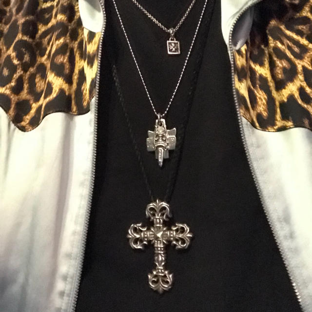 Chrome Hearts(クロムハーツ)のクロムハーツ フィリグリークロスs メンズのアクセサリー(ネックレス)の商品写真