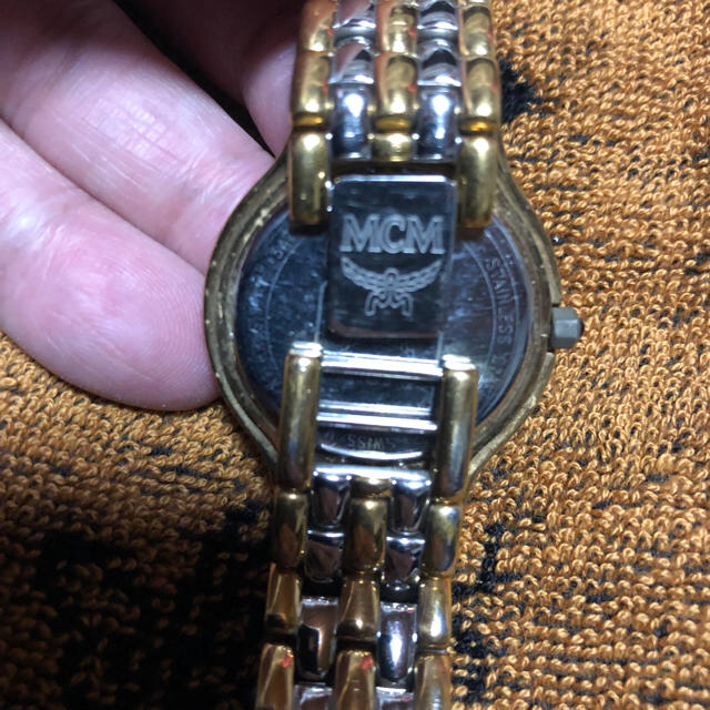 MCM(エムシーエム)のMCMアナログ腕時計最終値下専用 レディースのファッション小物(腕時計)の商品写真