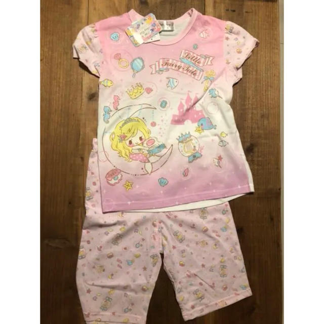 Disney(ディズニー)のまりな様専用 アリスパジャマセット キッズ/ベビー/マタニティのキッズ服女の子用(90cm~)(パジャマ)の商品写真