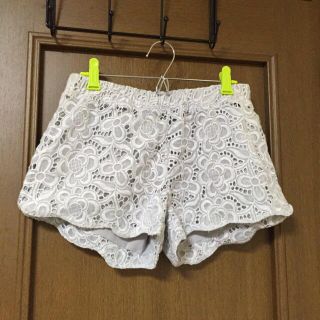 ラグナムーン(LagunaMoon)のレースパンツ(ショートパンツ)