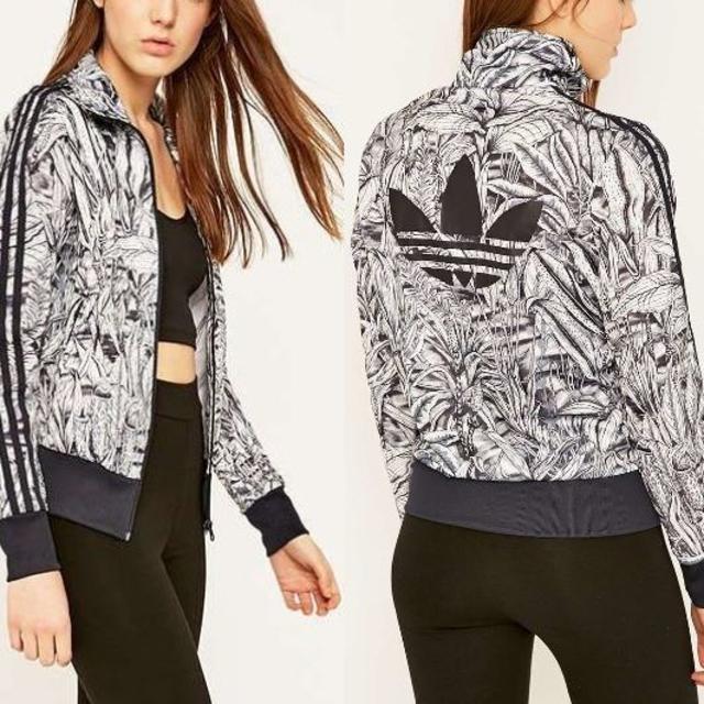 adidas(アディダス)のadidas Florera FB Track Top サイズ M  レディースのジャケット/アウター(ブルゾン)の商品写真